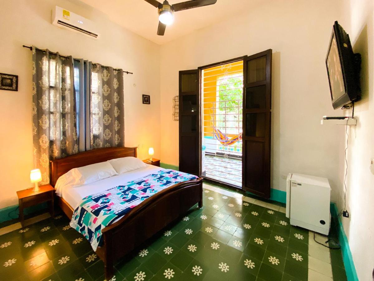 Bed and Breakfast Mansion Bahia Manga Картахена Экстерьер фото