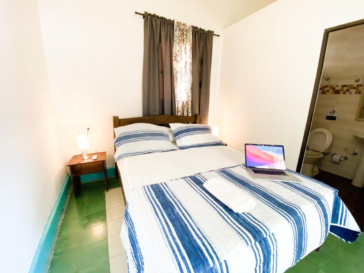 Bed and Breakfast Mansion Bahia Manga Картахена Экстерьер фото