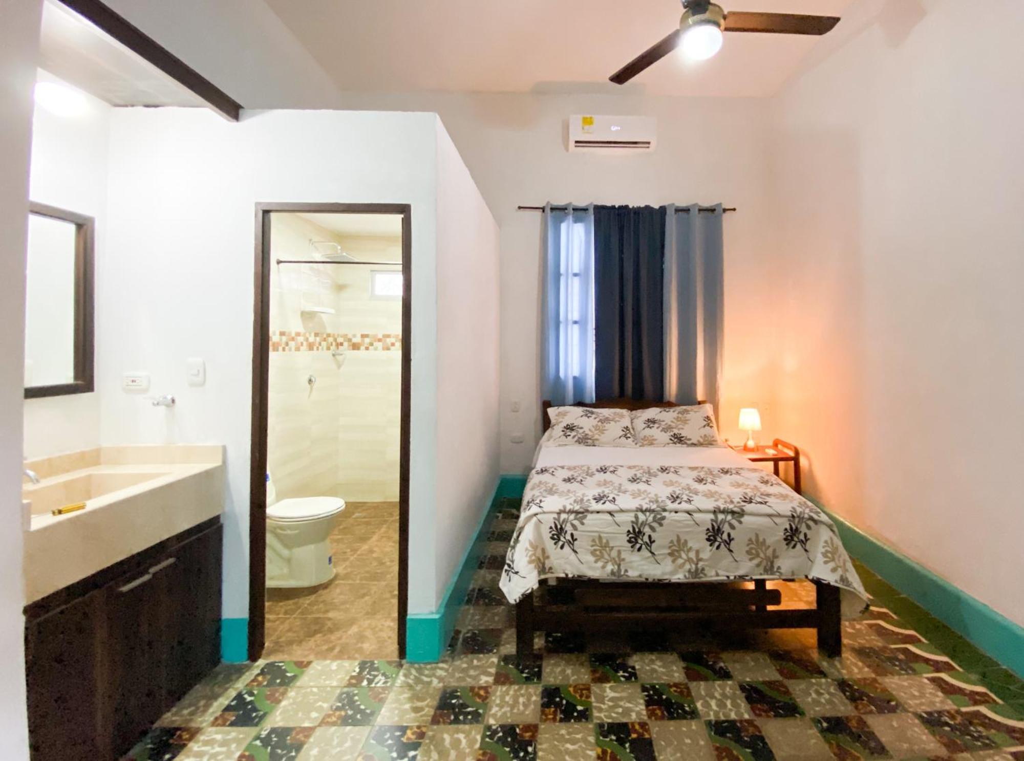 Bed and Breakfast Mansion Bahia Manga Картахена Экстерьер фото